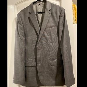 Men’s Slim 2 piece Grey Suit 42R 33/32 pants